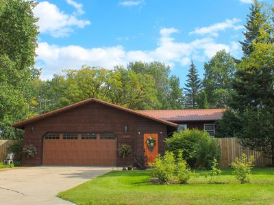 1206 Edgewood Dr, Thief River Falls, MN, 56701