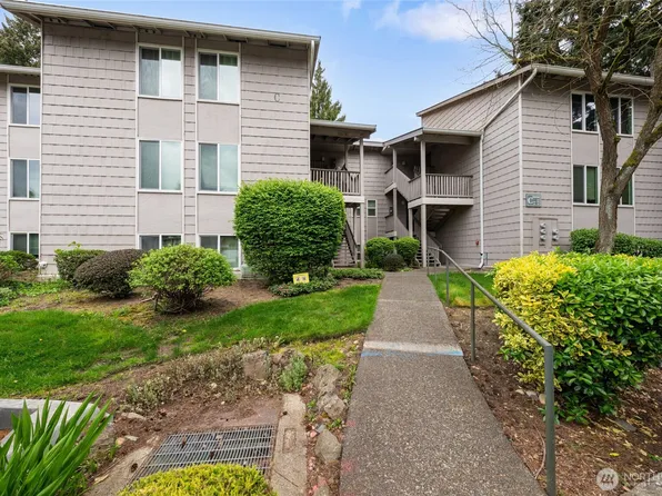 33030 17th Place S #C303, Federal Way, WA 98003