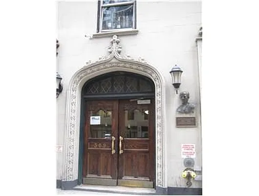 Rented by Douglas Elliman | media 6