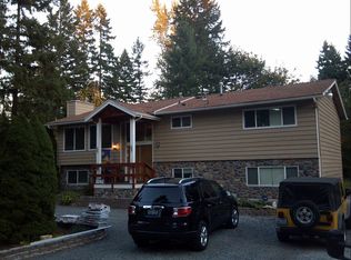 17924 2nd St E, Lake Tapps, WA 98391