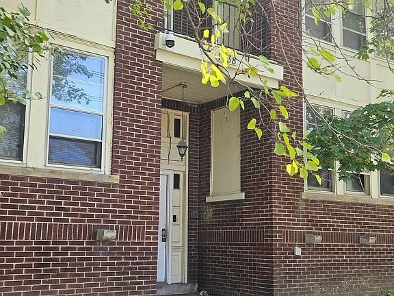 3rd image of 1038 Lockbourne Rd