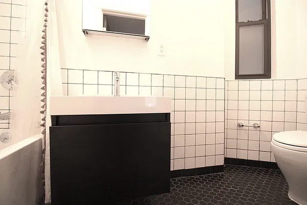 Rented by Mason Group LLC | media 6
