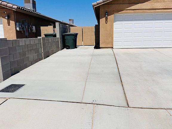 2nd image of 7028 E 37th Pl