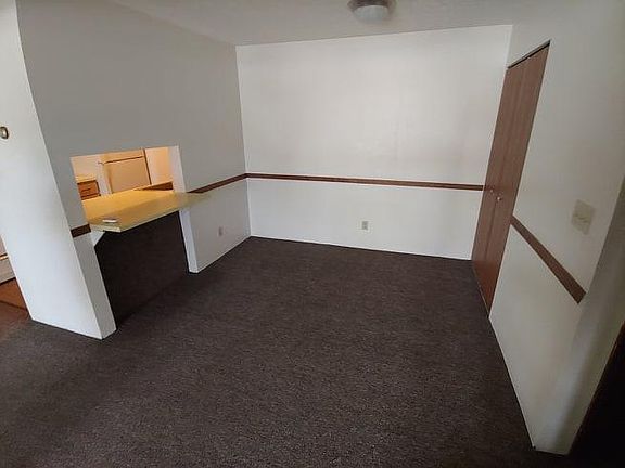 3rd image of 2636 Oakhill Ln APT 305