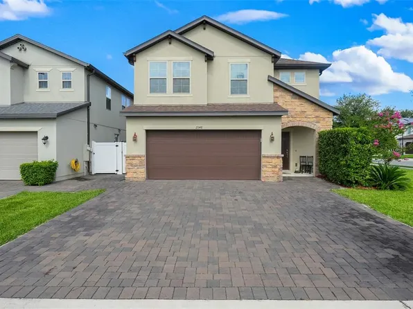 2948 Crest Dr, Kissimmee, FL 34744