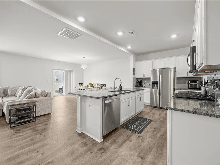 40 Branch Wood Dr — Photo 7