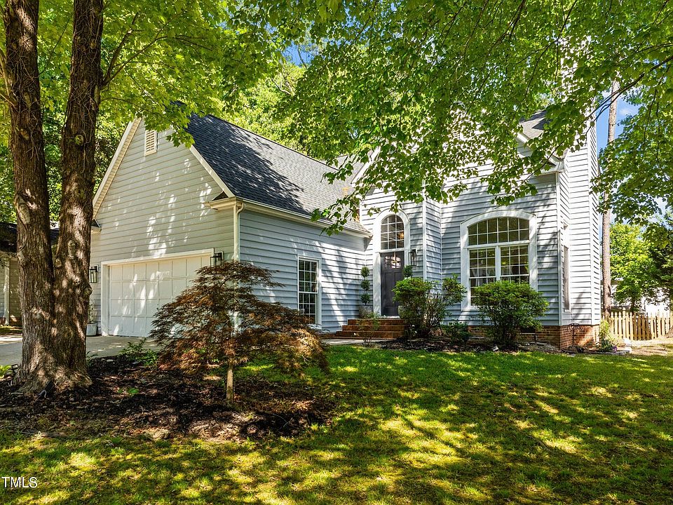 1st image of 1010 Willow Ridge Dr