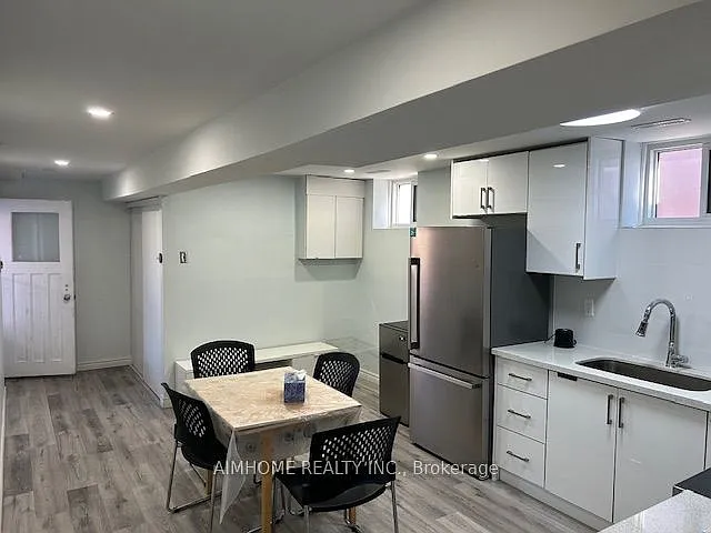 2 bed, $2,000 — Photo 2