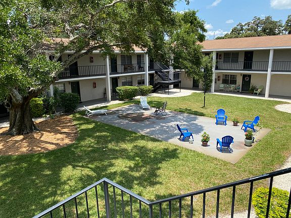 3rd image of 3119 W De Leon St Unit 12