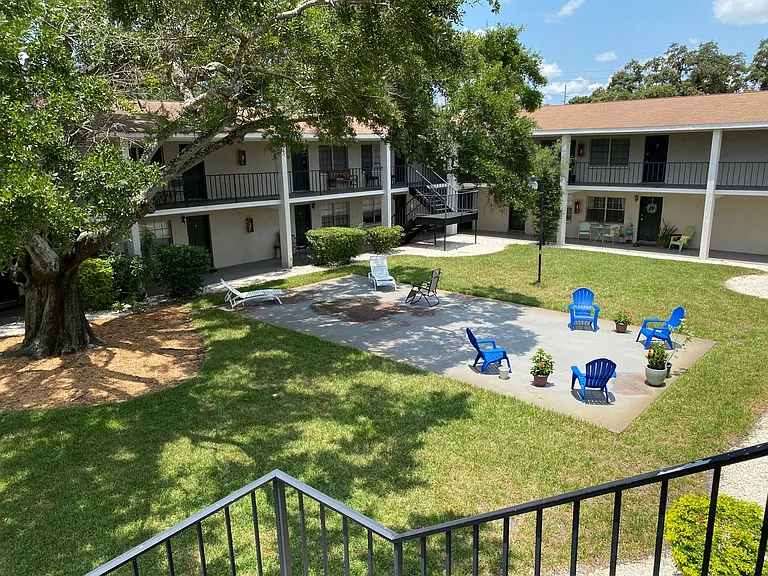 3119 W De Leon St #12 — Photo 3