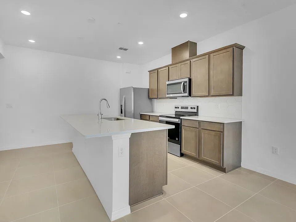 11390 Nona Sound St