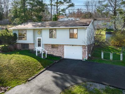 232 Eastgate Dr, Morgantown, WV, 26508