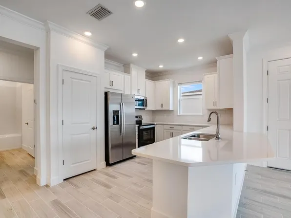 23088 Silver Pearl Ky, Estero, FL 33928