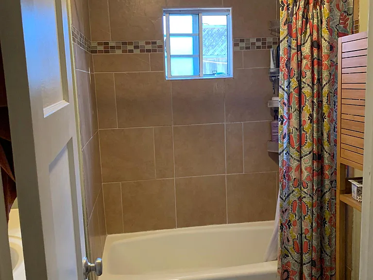3611 Boundary St — Photo 14