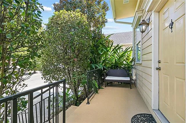 4 bed, 2.0 bath, 1624 sqft, $2,800 — Photo 2