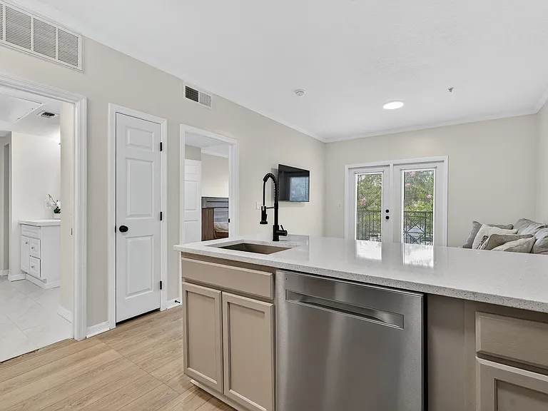 1910 E Palm Ave #8214 — Photo 8