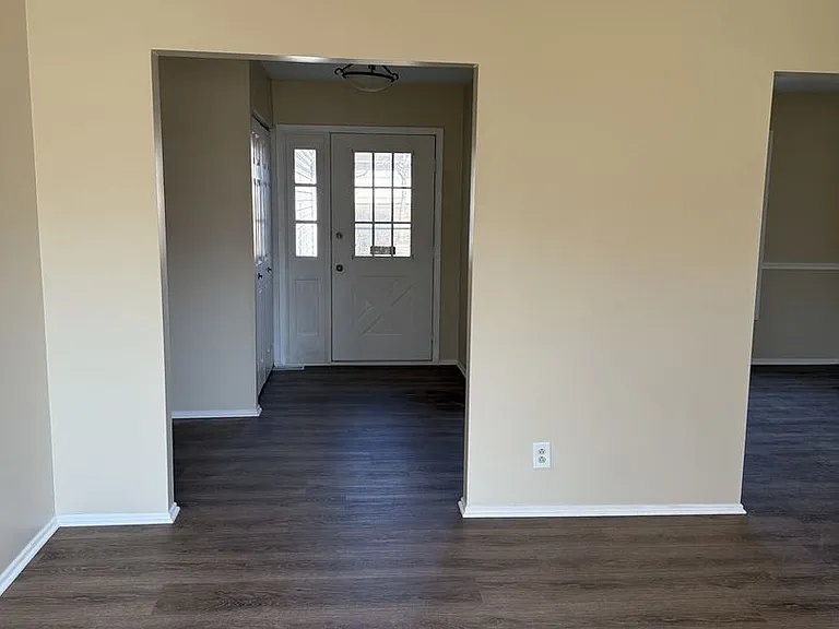 1431 Brookwood Cir — Photo 12