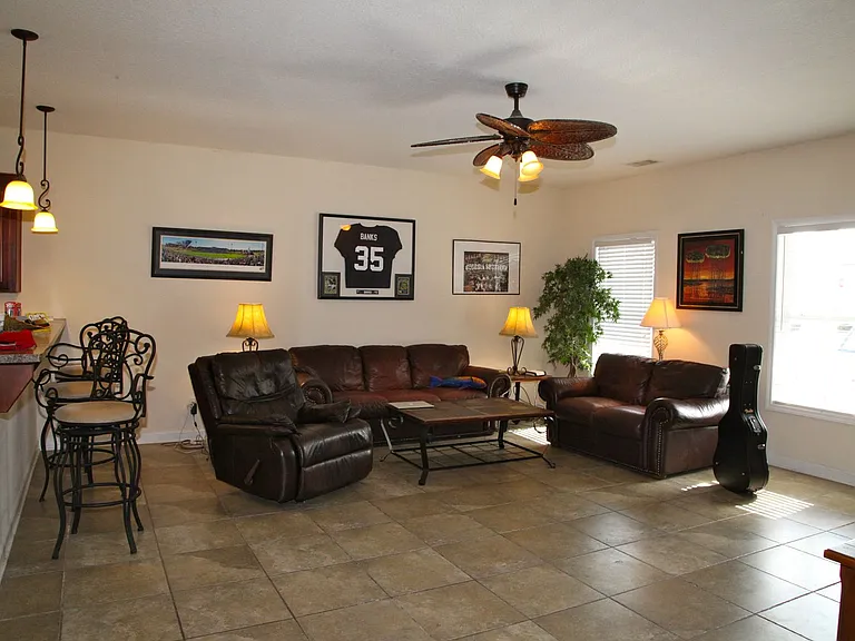 4 Paradise Cv — Photo 7