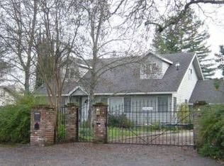 2112 Gunn Rd, Carmichael, CA 95608