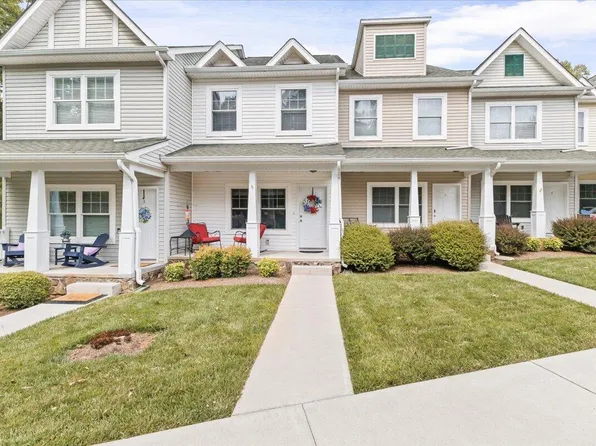 231 Mountain Cove Dr #A-2, Hardy, VA 24101