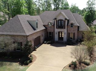 18007 Countrywood Cv, Oxford, MS 38655