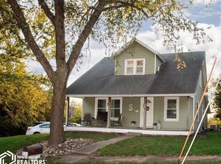 311 S D St, Albia, IA 52531