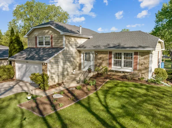 650 Butterfield Dr, Algonquin, IL 60102