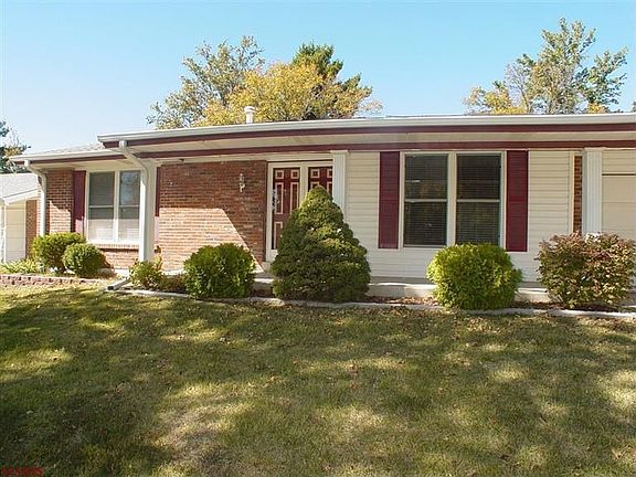2nd image of 1017 Summer Tree Dr
