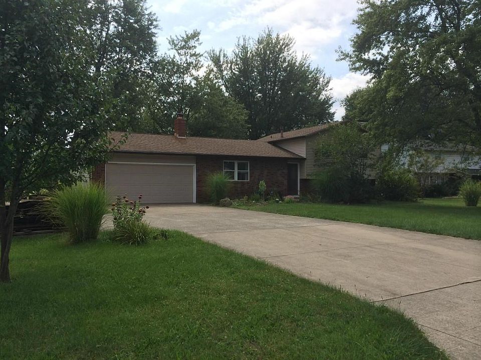 1st image of 133 Bristol Dr SW