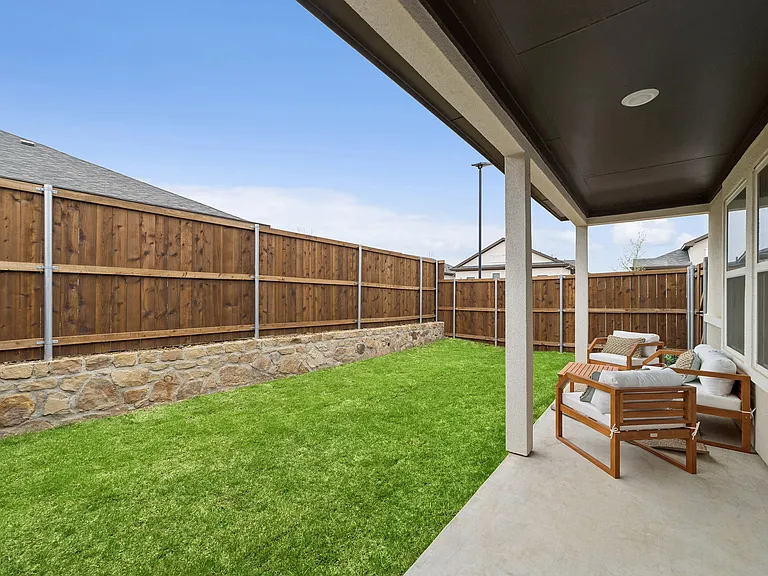 B1-Sonora - Private Fenced Backyard B1-Sonora - Private Fenced Backyard
