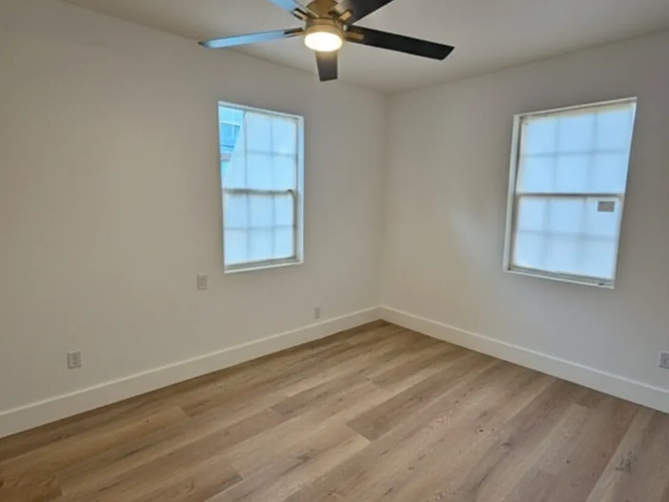 410 Randall St #2