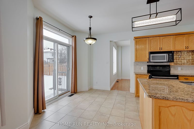 Ottawa House for rent - 4 Bedrooms — photo 11