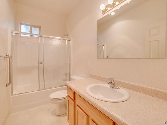5th image of 727 Skyview Ct