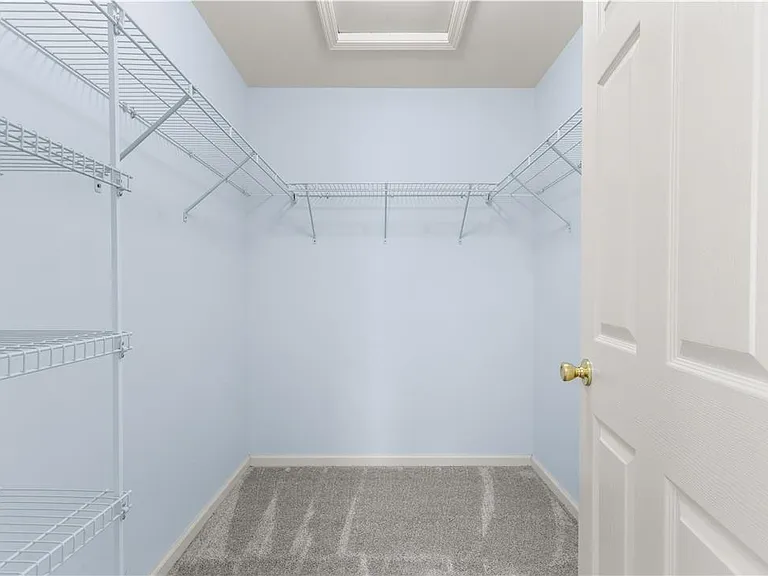 8100 Cross Creek Cir — Photo 25