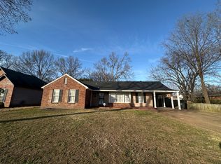 5560 Cottonwood Rd, Memphis, TN 38115