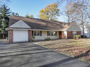 8 Anna Ave, Aberdeen, NJ 07747