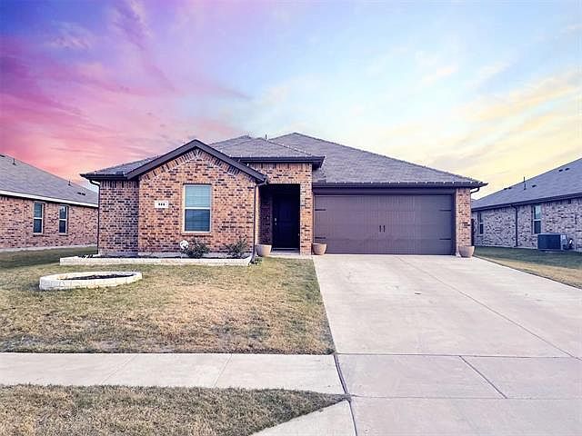 1st image of 514 Silo Cir