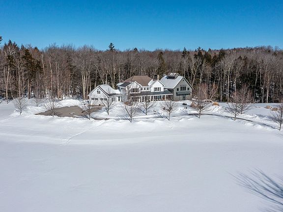 3rd image of 41 Stark Farm Road