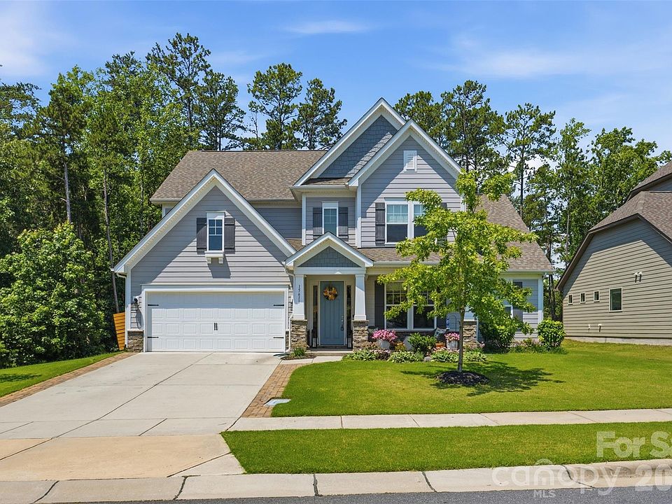 1st image of 15611 Walnut Hill Dr