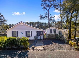 1566 Gurganus Road SW, Shallotte, NC 28470