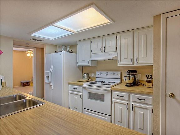 5th image of 4305 N Lordsburg Ct