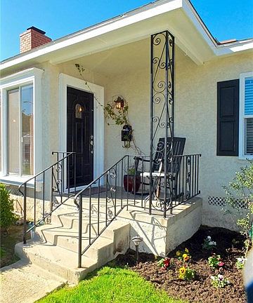 3rd image of 4401 Gundry Ave