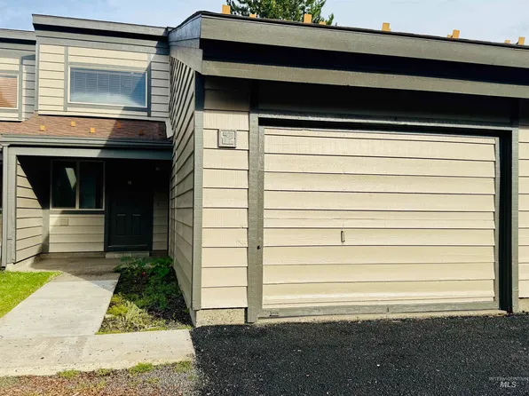 1607 Davis Ave #C-2, McCall, ID 83638