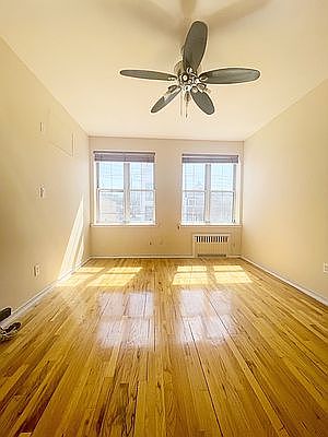 1st image of 299 Midwood St #3
