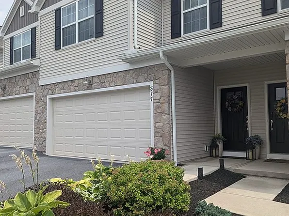 817 Anthony Dr #Ut43, Harrisburg, PA 17111