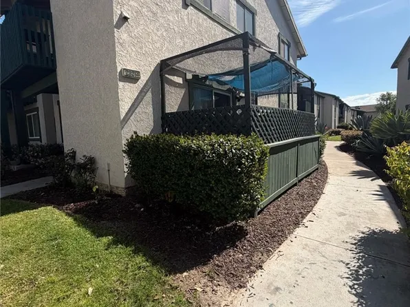 23214 Orange Ave APT 3, Lake Forest, CA 92630