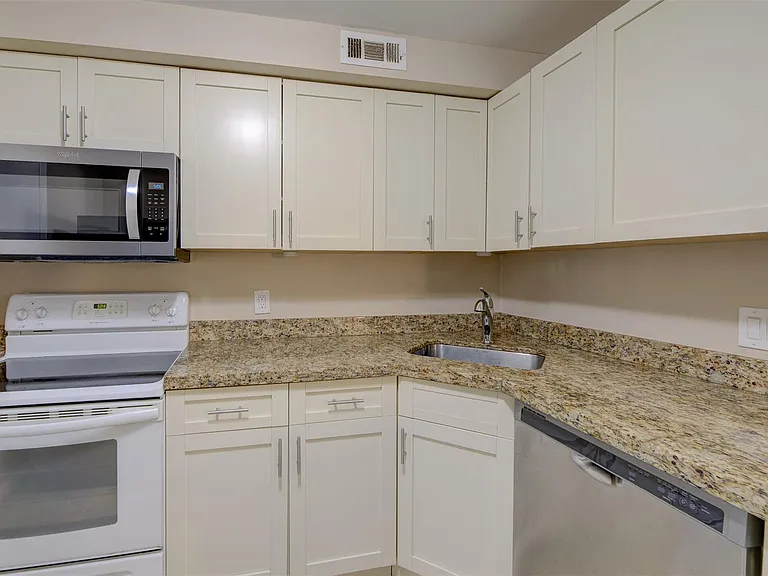 305 N Pompano Beach Blvd #1403 — Photo 5