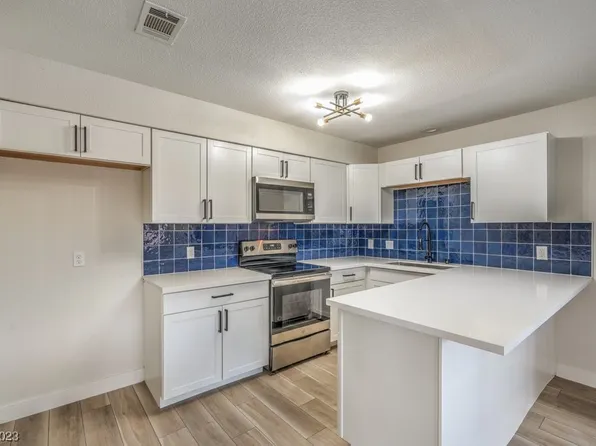 880 Mantis Way Unit 3, Las Vegas, NV 89110