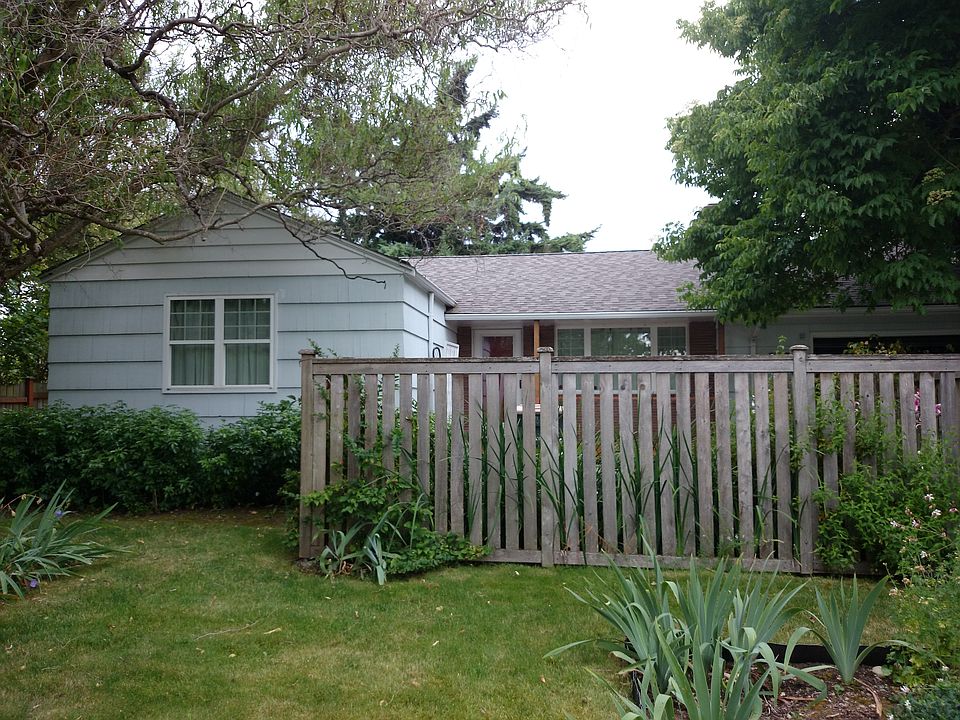 2nd image of 9003 34th Ave SW