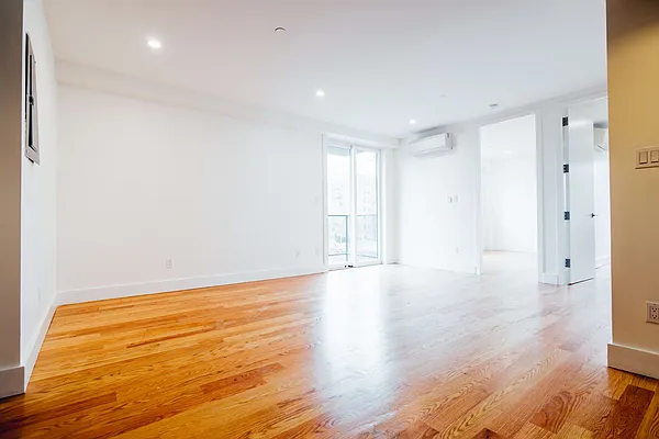 Rented by Nooklyn NYC LLC | media 61